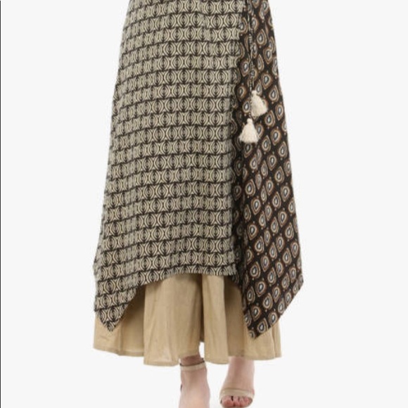 New Indian/Pakistani  dress of 2 piece - Picture 2 of 3